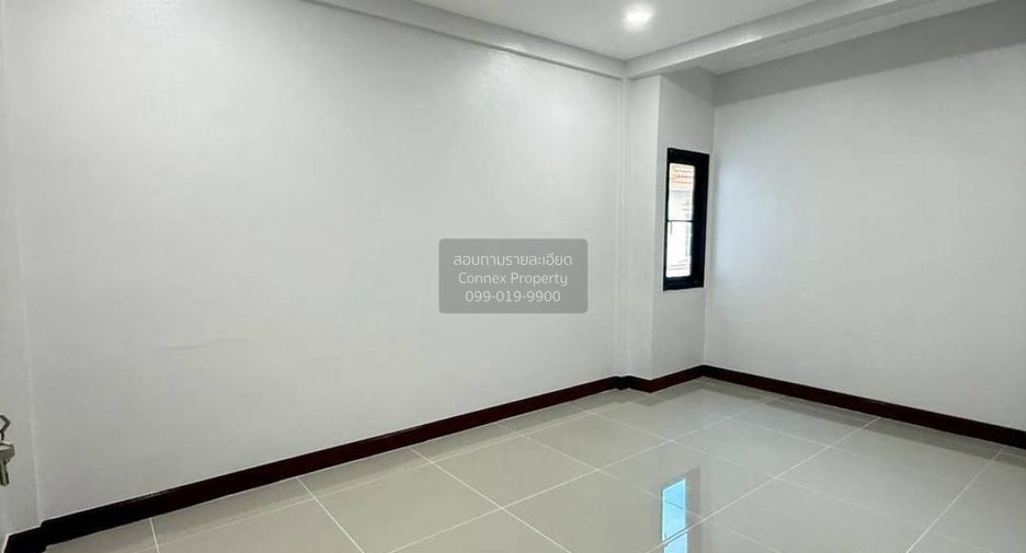 For sale 3 bedrooms townhouse in Bang Bua Thong, Nonthaburi