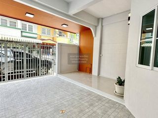 出售 4 卧室 联排别墅 在 Bang Bua Thong, Nonthaburi