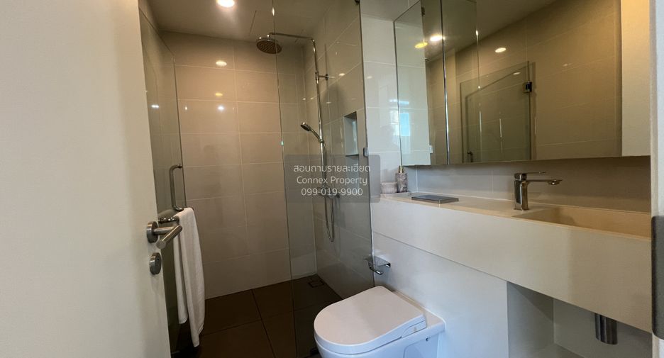 Condo en venta de 3 habitaciones en Bang Rak, Bangkok