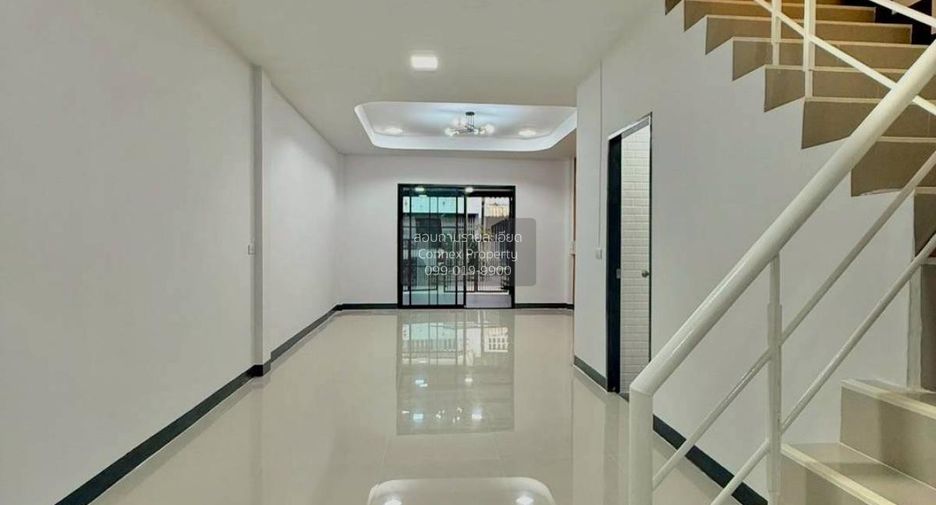 Casa adosada en venta de 2 habitaciones en Bang Bua Thong, Nonthaburi