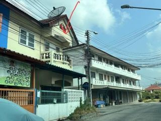 Reihenhaus zum Kauf mit 2 Zimmer in Mueang Chon Buri, Chonburi