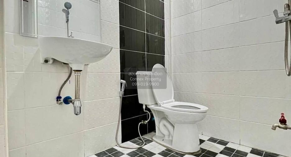 À vendre 3 chambres maison de ville à Bang Kruai, Nonthaburi