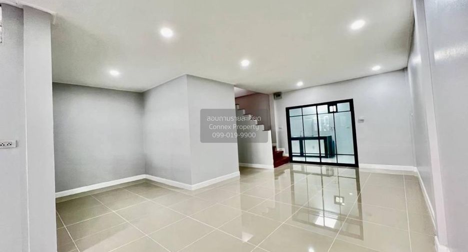 À vendre 3 chambres maison de ville à Bang Kruai, Nonthaburi
