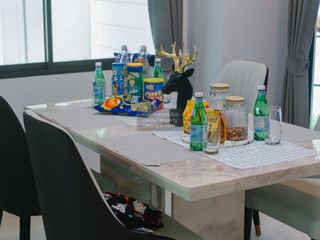Casa adosada en alquiler de 4 habitaciones en Sai Mai, Bangkok
