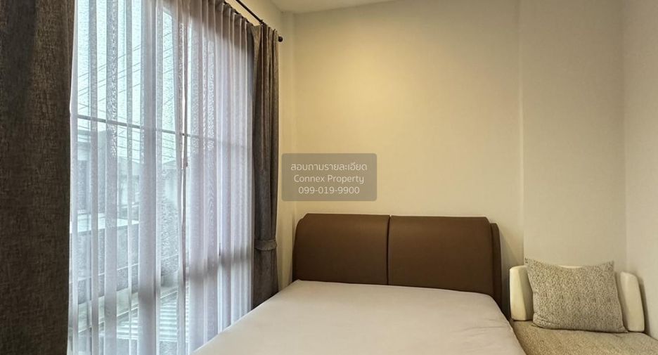 For rent 2 bedrooms townhouse in Sai Mai, Bangkok