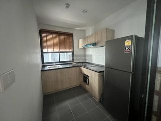 Wohnung zur Miete mit 2 Zimmer in Huai Khwang, Bangkok