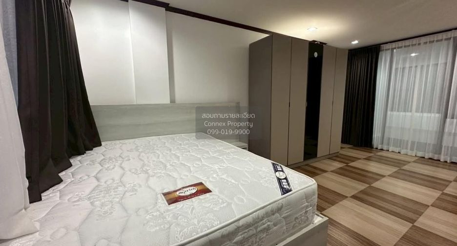 For rent 3 bedrooms townhouse in Bang Phli, Samut Prakan
