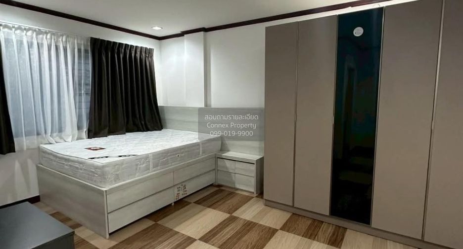 For rent 3 bedrooms townhouse in Bang Phli, Samut Prakan