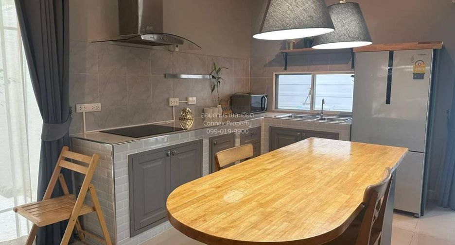 For rent 3 bedrooms house in Bang Na, Bangkok