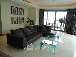 For sale 4 bed condo in Khlong Toei, Bangkok