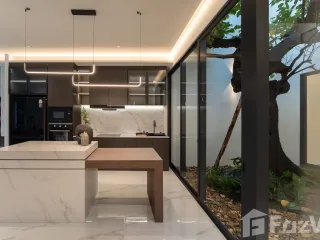 For sale 5 bed villa in Hang Dong, Chiang Mai