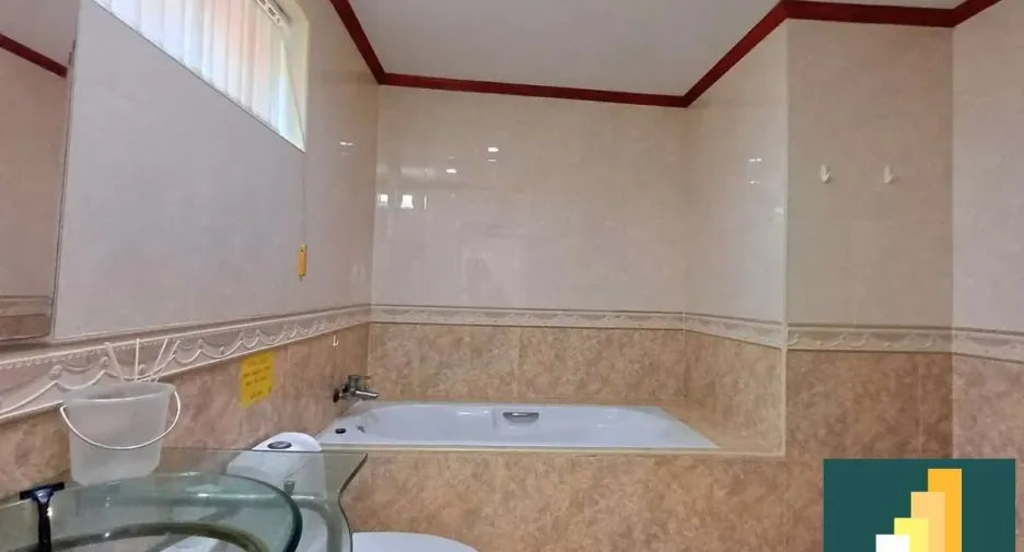 For rent 4 bedrooms house in Bang Lamung, Chonburi