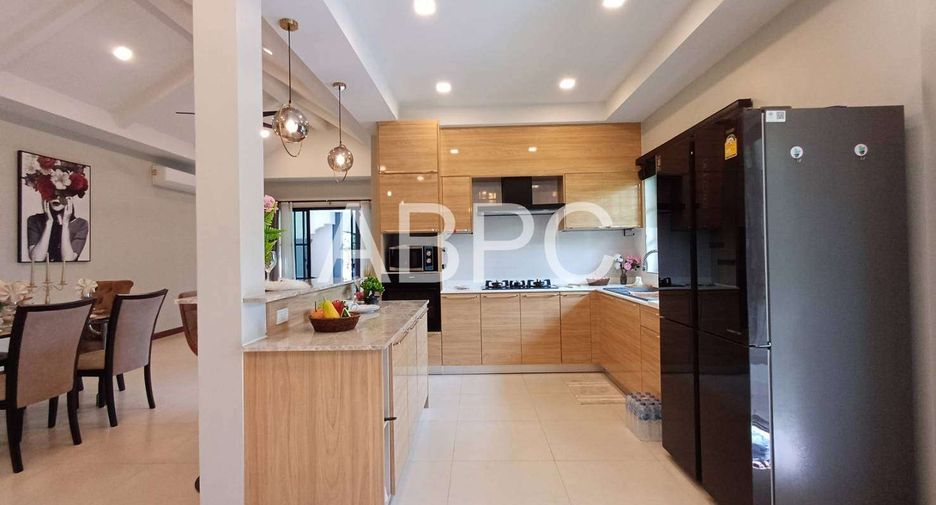À vendre 3 chambres maison à East Pattaya, Pattaya