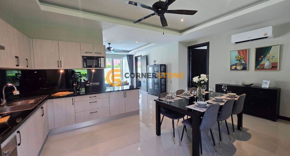 For sale 4 bedrooms house in East Pattaya, Pattaya