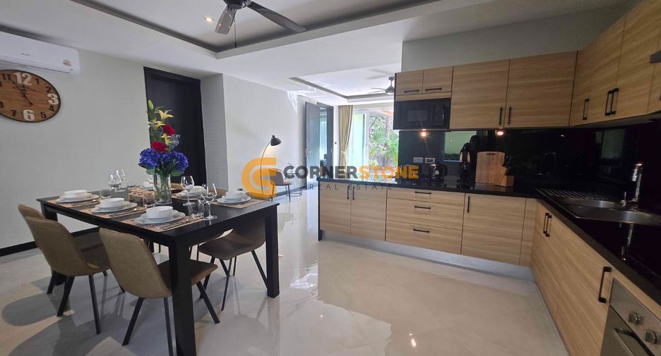 For sale 4 bedrooms house in East Pattaya, Pattaya