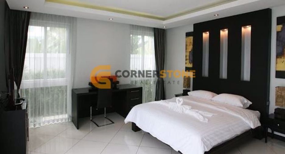 For sale 5 bedrooms house in Jomtien, Pattaya