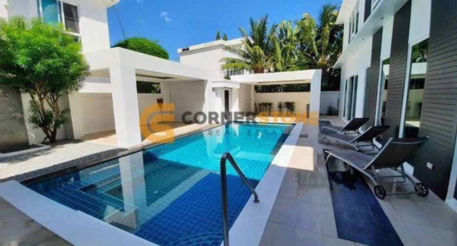 For sale 5 bedrooms house in Jomtien, Pattaya
