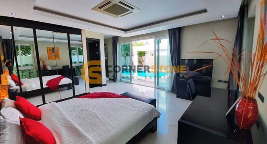 For sale 5 bedrooms house in Jomtien, Pattaya