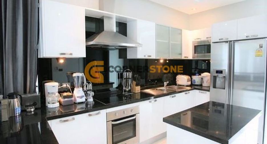 For sale 5 bedrooms house in Jomtien, Pattaya