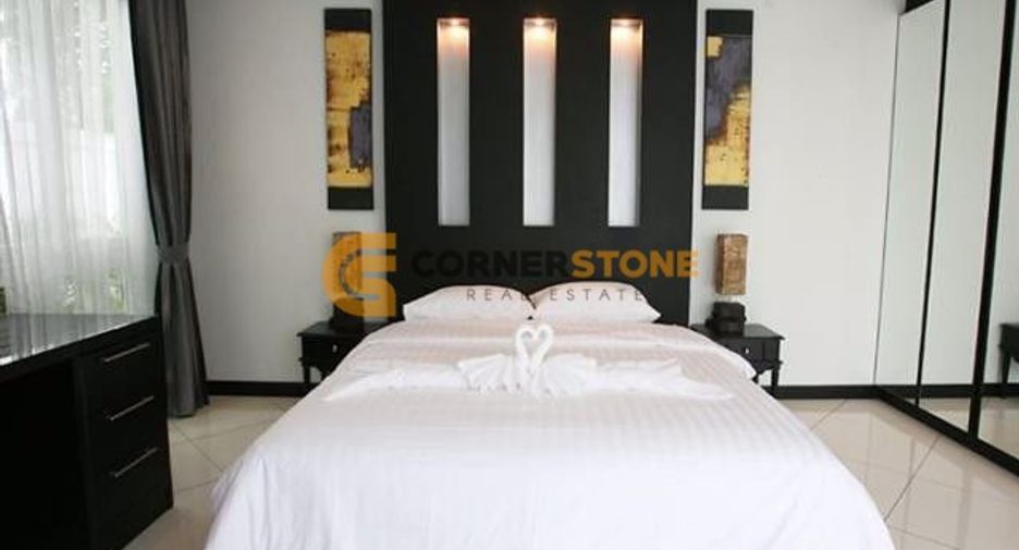 For sale 5 bedrooms house in Jomtien, Pattaya
