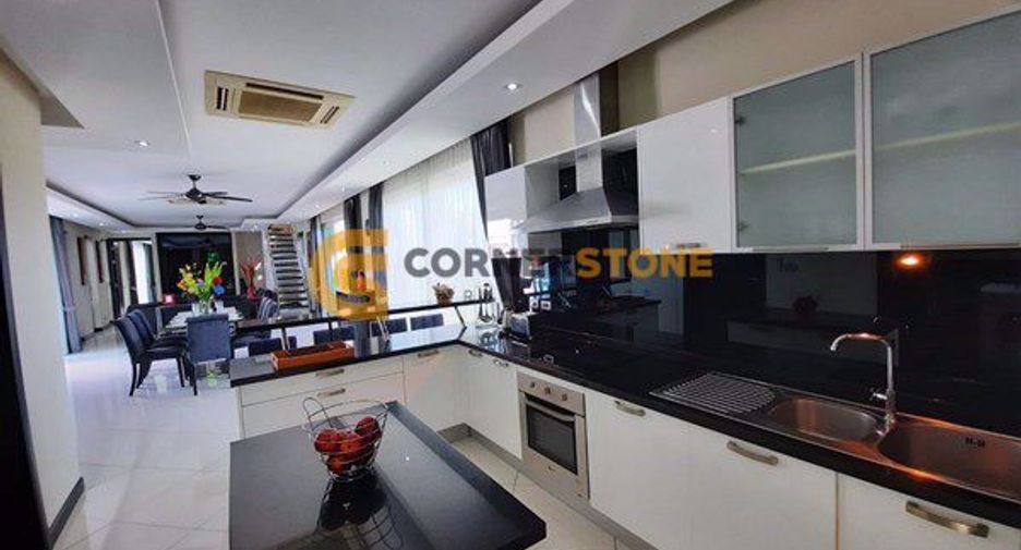 Haus zum Kauf mit 5 Zimmer in Bang Lamung, Chonburi