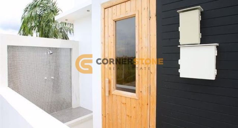 For sale 5 bedrooms house in Jomtien, Pattaya