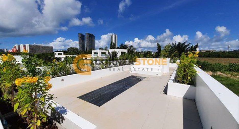 For sale 5 bedrooms house in Jomtien, Pattaya