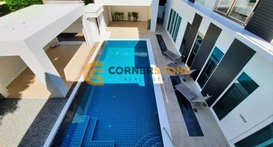 For sale 5 bedrooms house in Jomtien, Pattaya