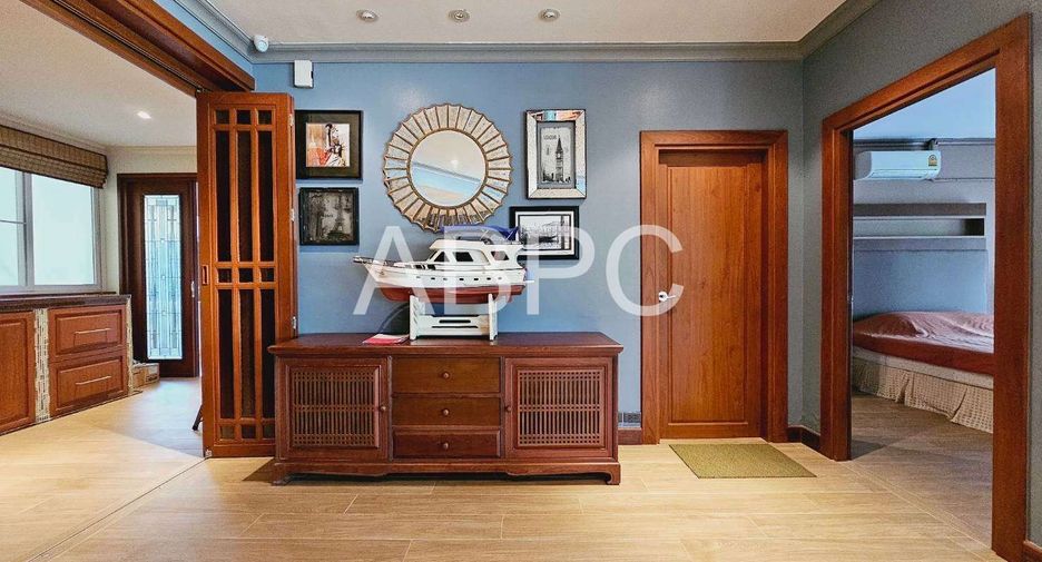 For sale 3 ベッドルーム condo 