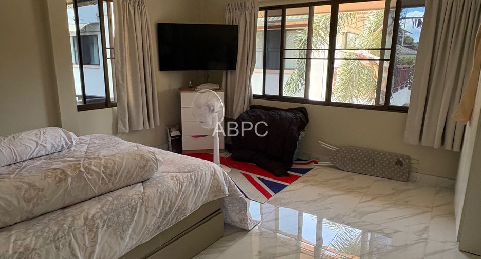 Haus zum Kauf mit 3 Zimmer in Bang Lamung, Chonburi