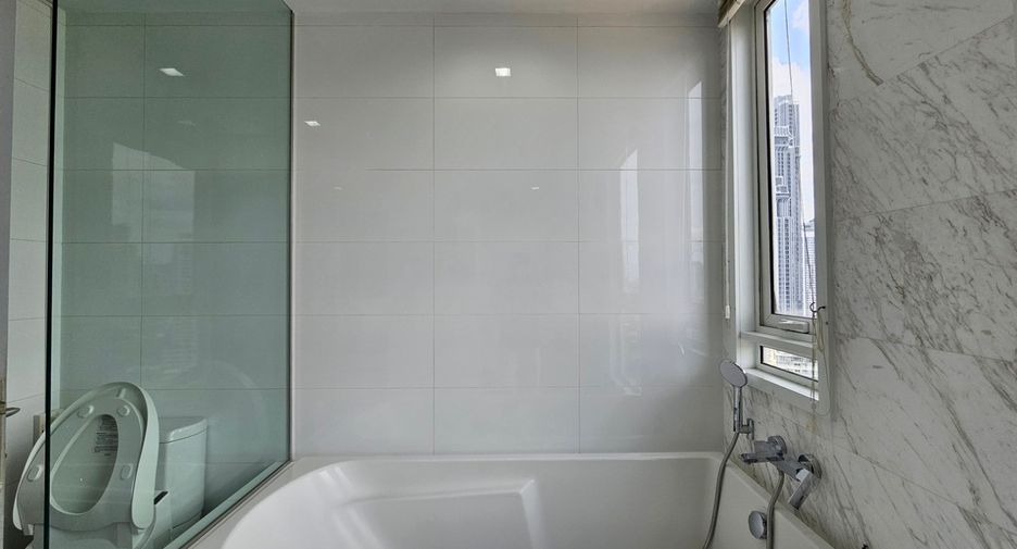 Condo en alquiler de 2 habitaciones en Watthana, Bangkok