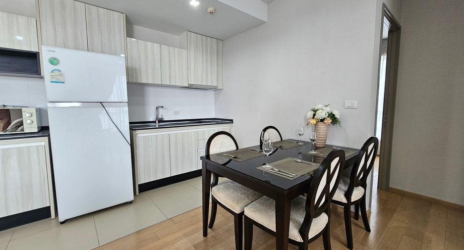 Condo en alquiler de 2 habitaciones en Watthana, Bangkok