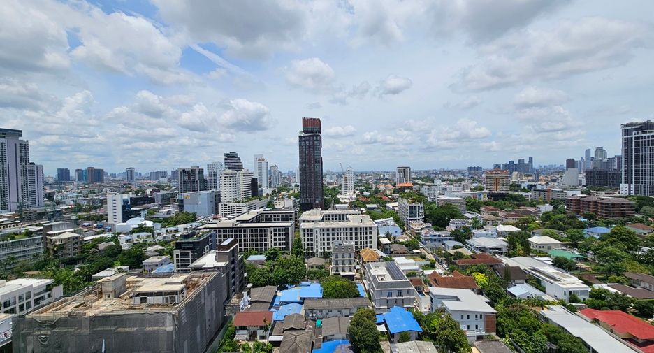 Condo en alquiler de 2 habitaciones en Watthana, Bangkok