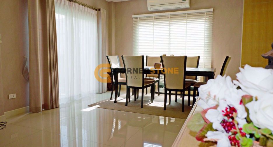 For rent そして for sale 3 ベッドルーム house in Bang Lamung, Chonburi