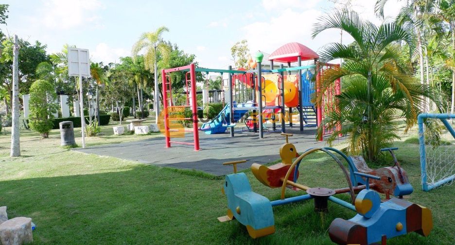 For rent そして for sale 3 ベッドルーム house in Bang Lamung, Chonburi