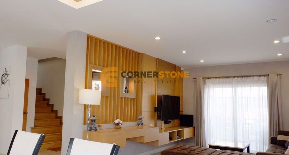 For rent そして for sale 3 ベッドルーム house in Bang Lamung, Chonburi