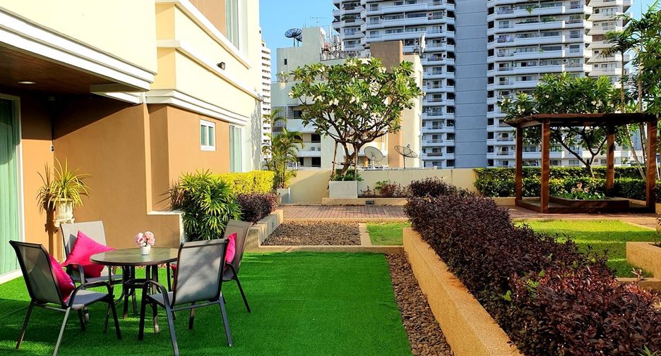 For rent 4 ベッドルーム condo in Watthana, Bangkok