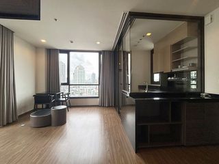 For sale 1 bed condo in Khlong Toei, Bangkok