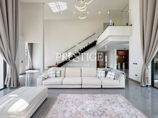 Haus zum Kauf mit 5 Zimmer in Bang Lamung, Chonburi