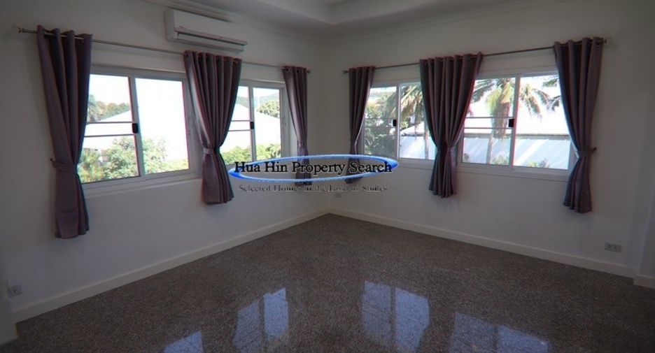 For sale 4 bedrooms house in Hua Hin, Prachuap Khiri Khan