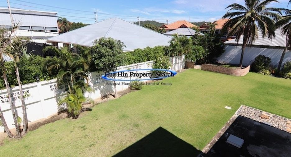 For sale 4 bedrooms house in Hua Hin, Prachuap Khiri Khan