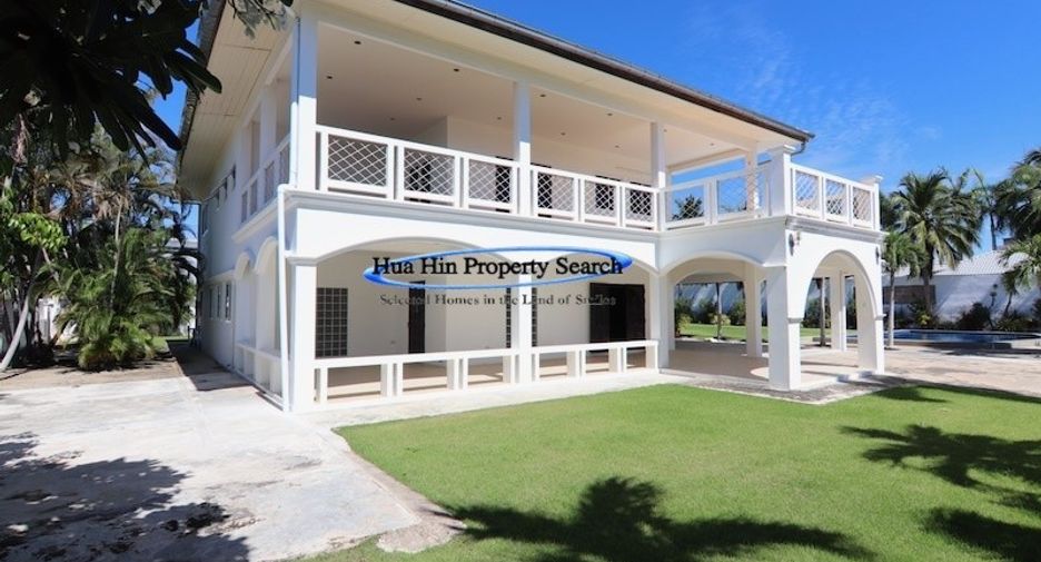 For sale 4 bedrooms house in Hua Hin, Prachuap Khiri Khan