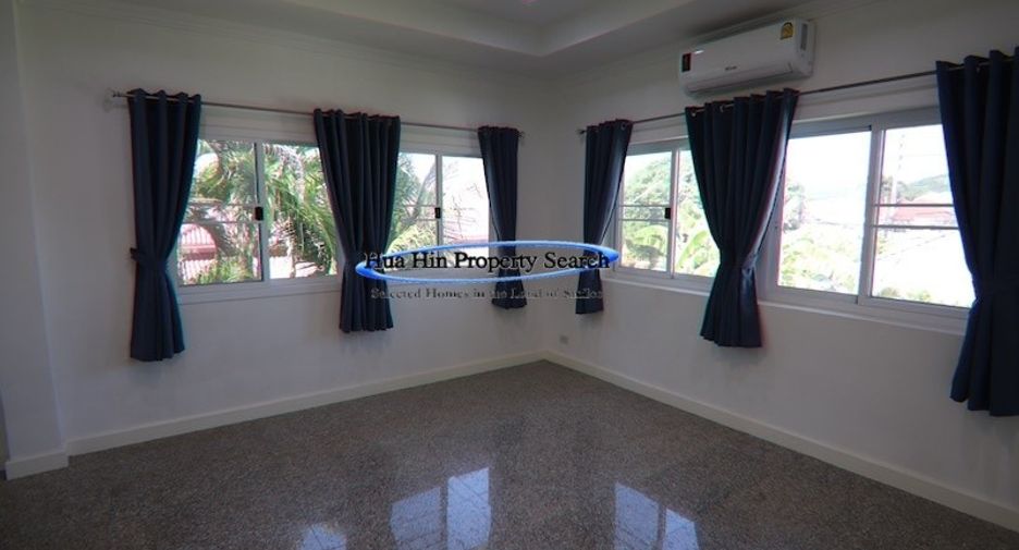 For sale 4 bedrooms house in Hua Hin, Prachuap Khiri Khan