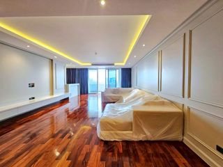 For rent 4 bedrooms condo in Watthana, Bangkok