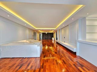 For rent 4 bedrooms condo in Watthana, Bangkok