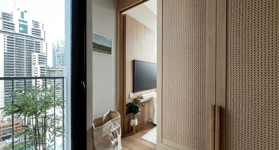 For sale 1 bed condo in Watthana, Bangkok