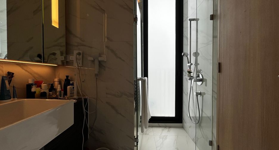 For sale 1 bed condo in Watthana, Bangkok
