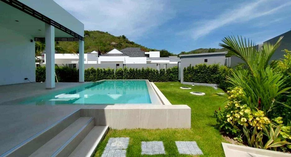 For sale 3 bedrooms villa in Hua Hin, Prachuap Khiri Khan