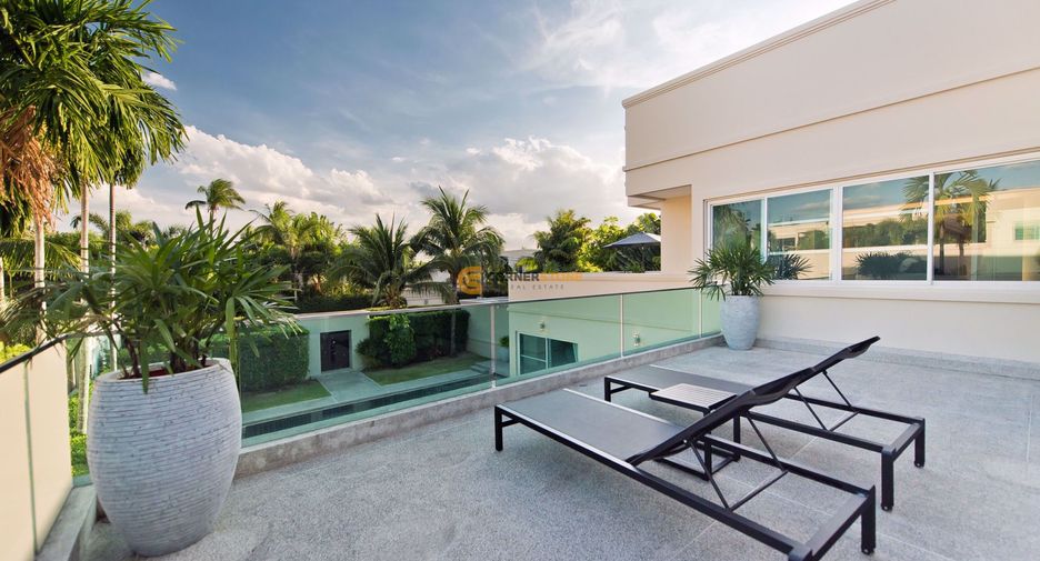 For rent 5 bedrooms house in Bang Lamung, Chonburi