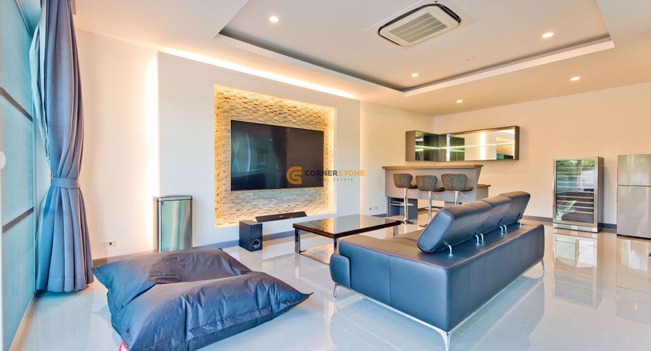 For rent 5 bedrooms house in Bang Lamung, Chonburi